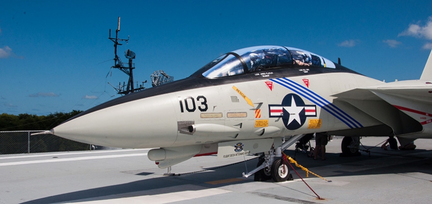 F14 on the deck of the USS Yorktown